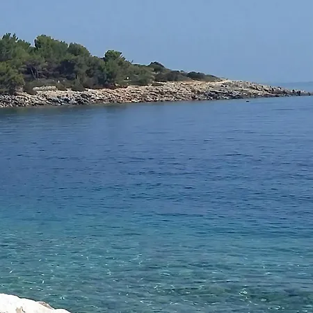Apartment In Mali Losinj